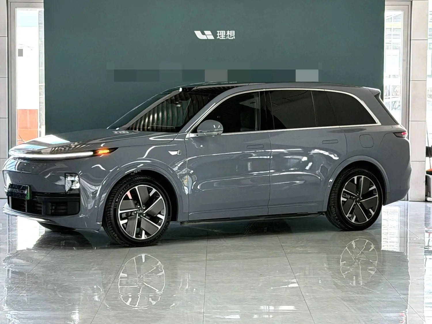 Li Auto L8 2025 ed.